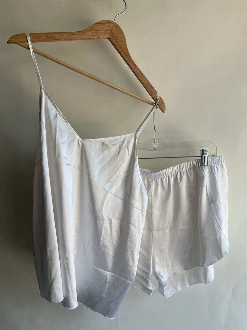 Ekouaer Satin Camisole Tap Shorts Pj’s Pajamas White Ivory Sz 2XL Women’s EUC